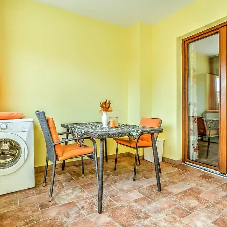 Ulika-3 By Interhome Tar-Vabriga